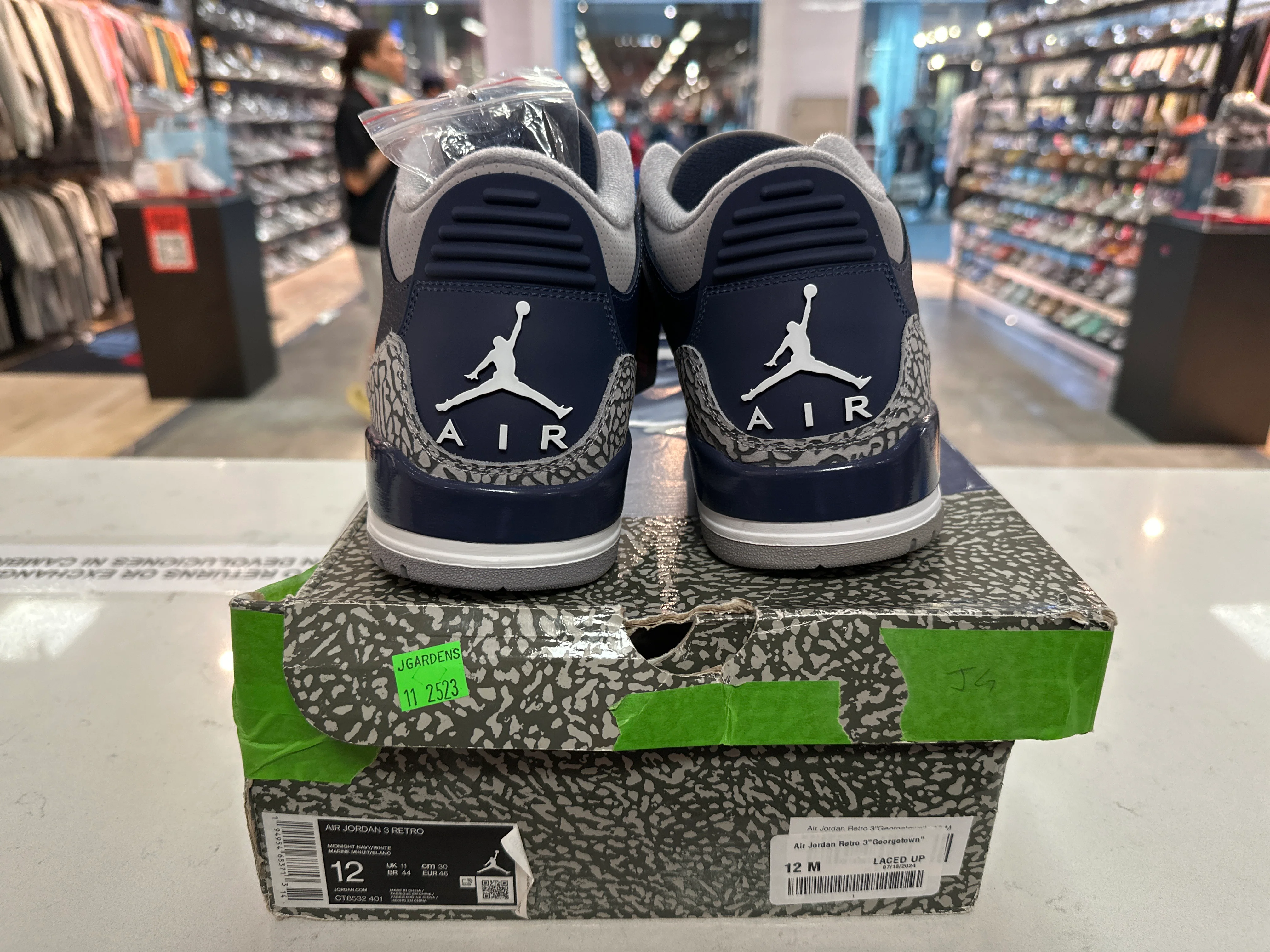 Air Jordan Retro 3"Georgetown" Conditional - Image 4