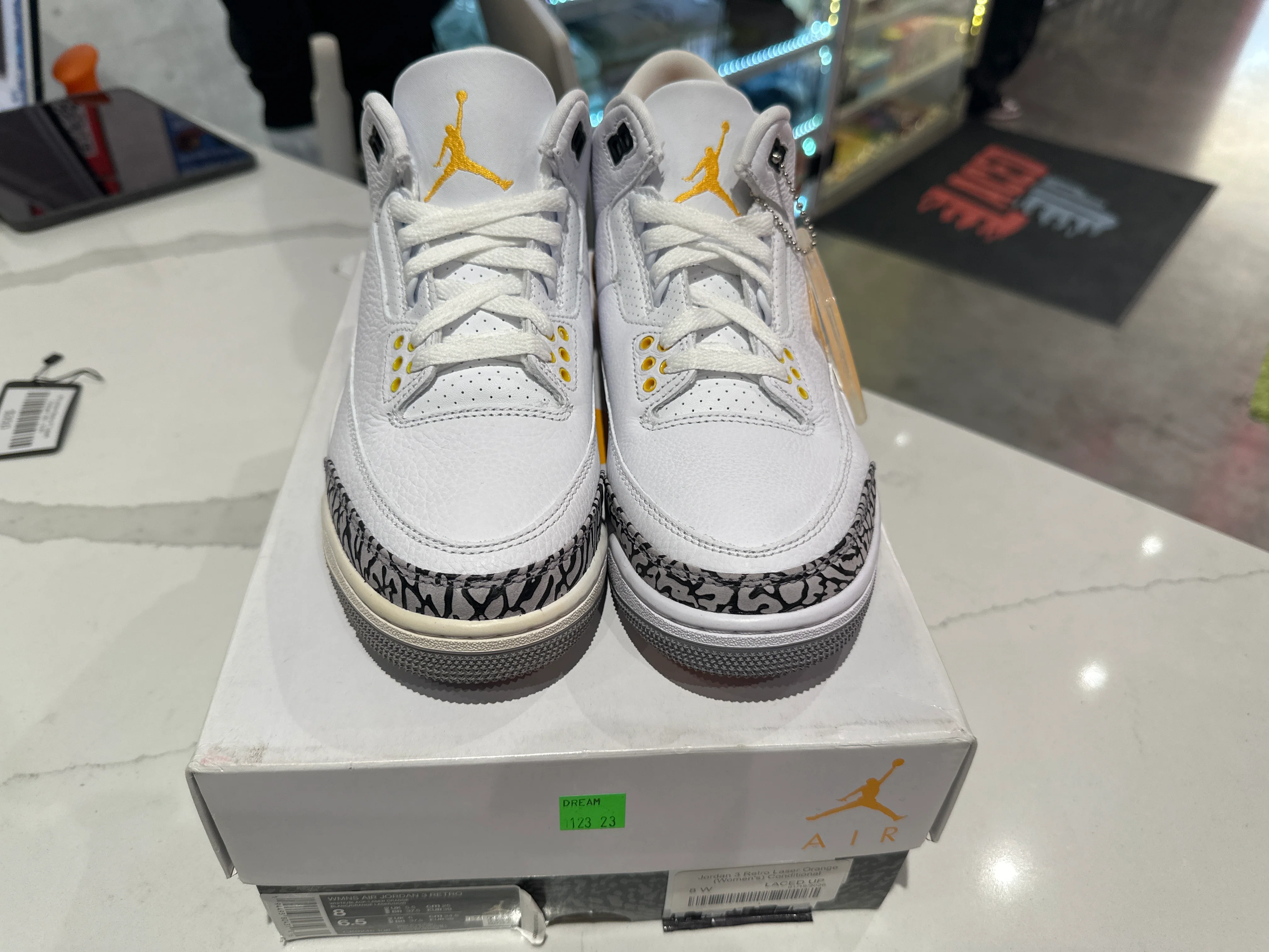 Jordan 3 Retro Laser Orange (Women's) Conditional - Image 3
