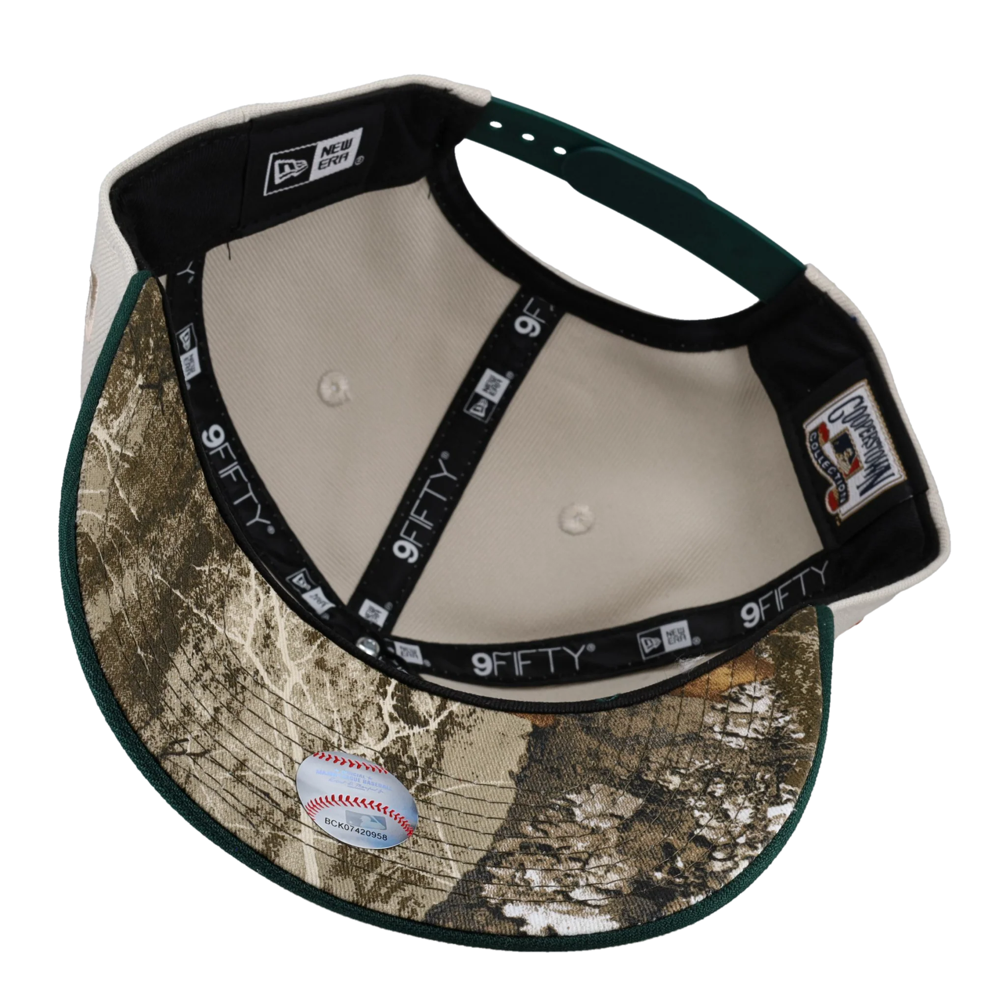 Capsule Hats -  New York Yankees 1996 WS New Era 9Fifty A Frame Snapback Hat (stone/Camo) - Image 3