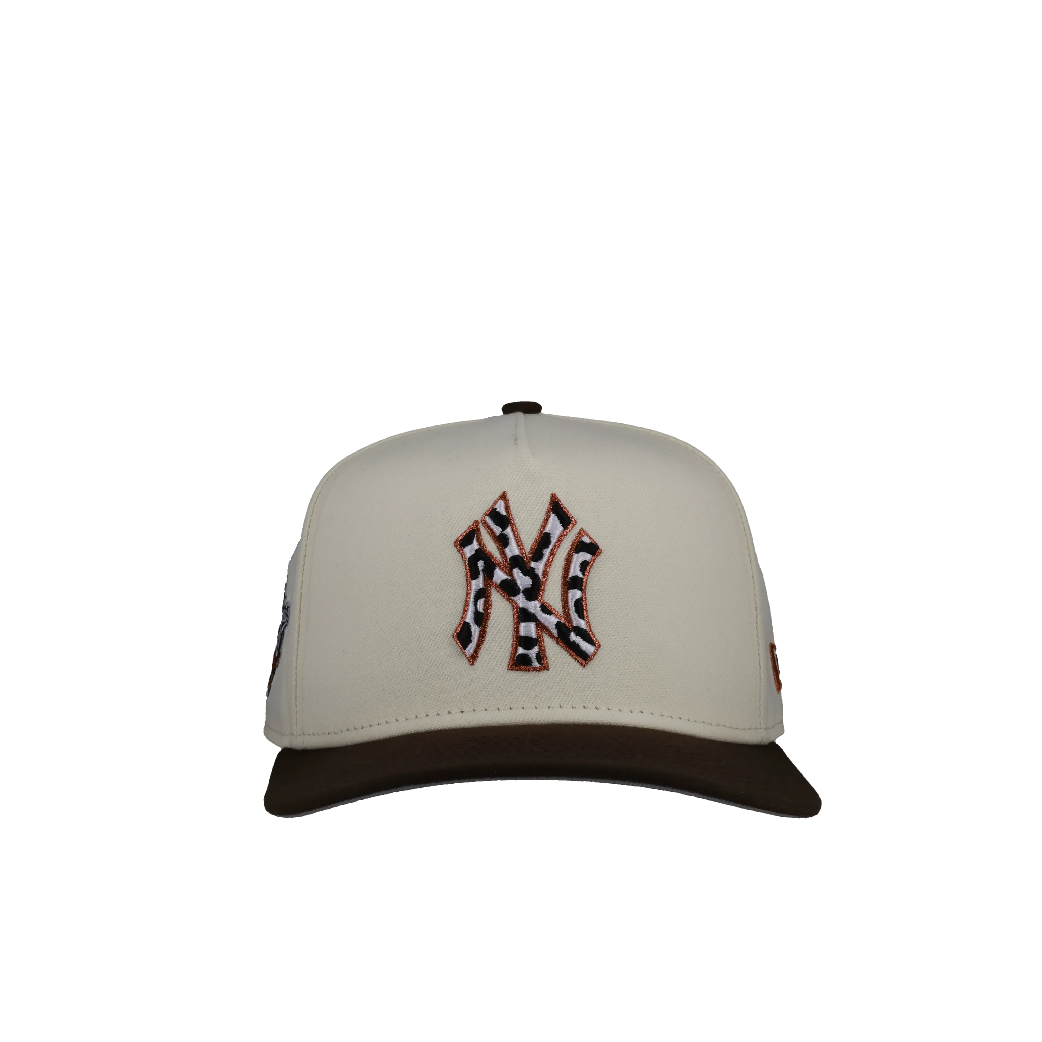 New York Yankees Off White/Walnut Cow Print 1998 WS Metallic 9Fifty A Frame Snapback Hat == - Image 4
