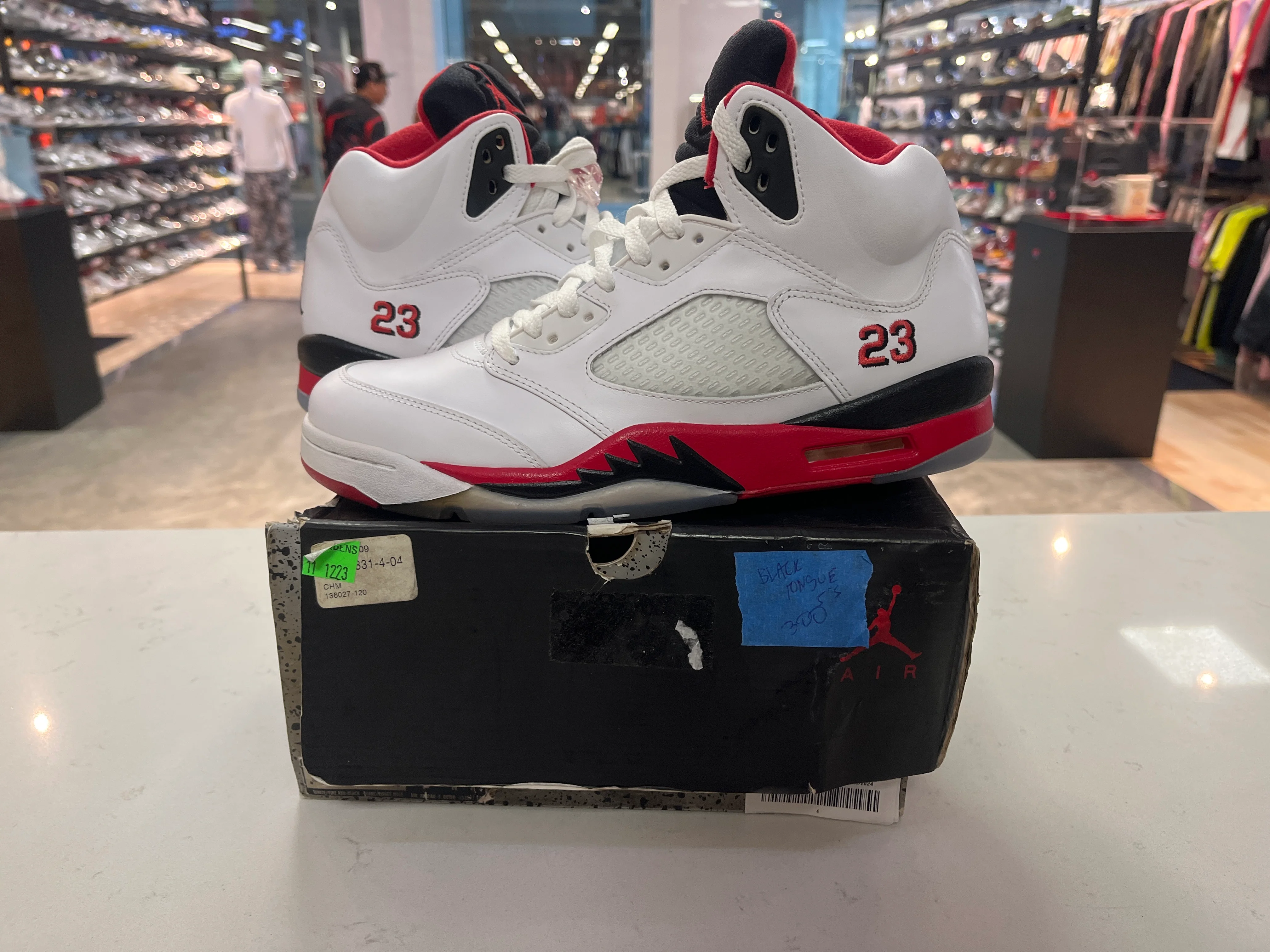 Nike Air Jordan Retro 5 "Fire Red Black Tongue" Conditional - Image 2