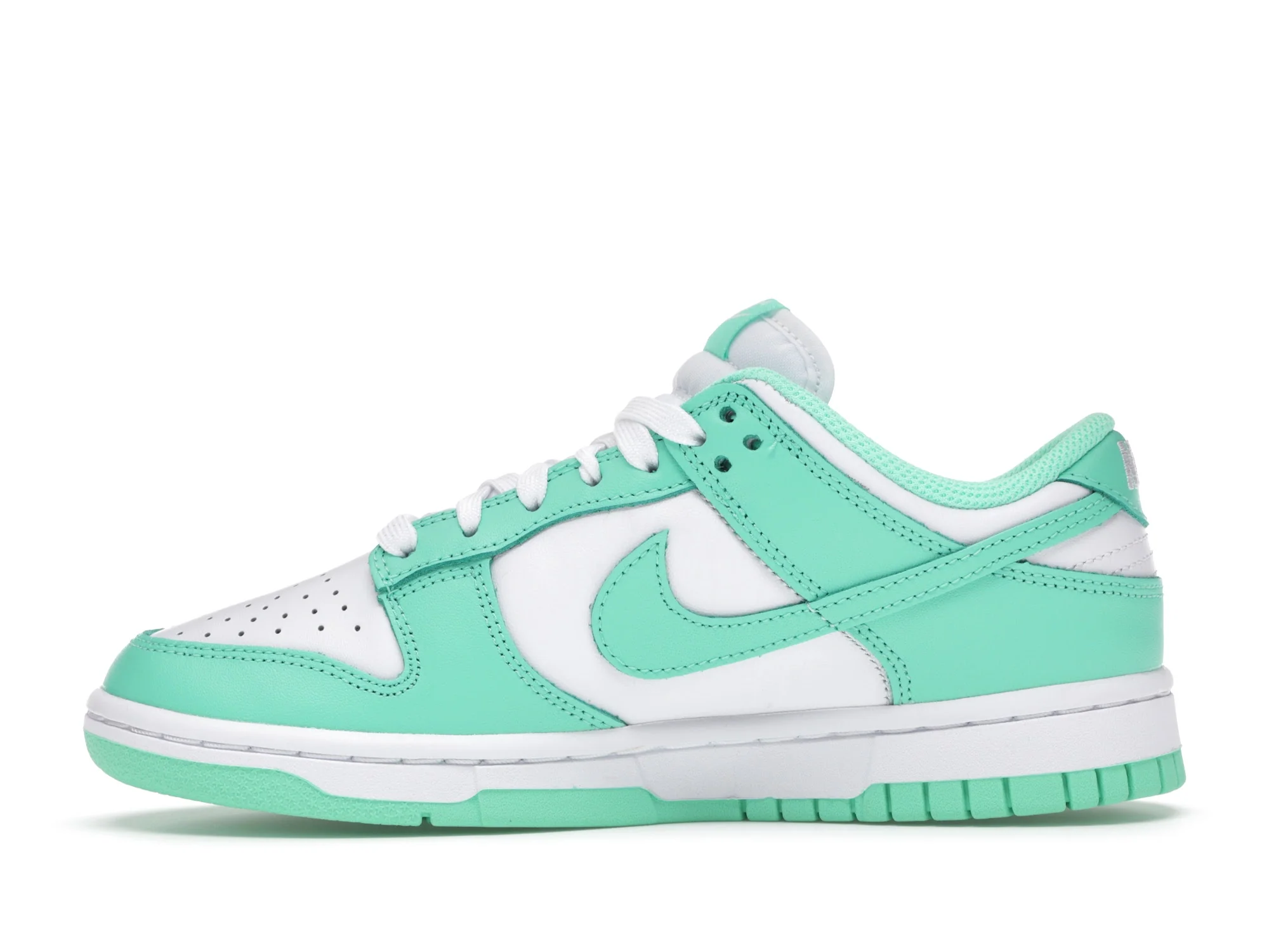 Nike Dunk Low Green Glow (W) - Image 4