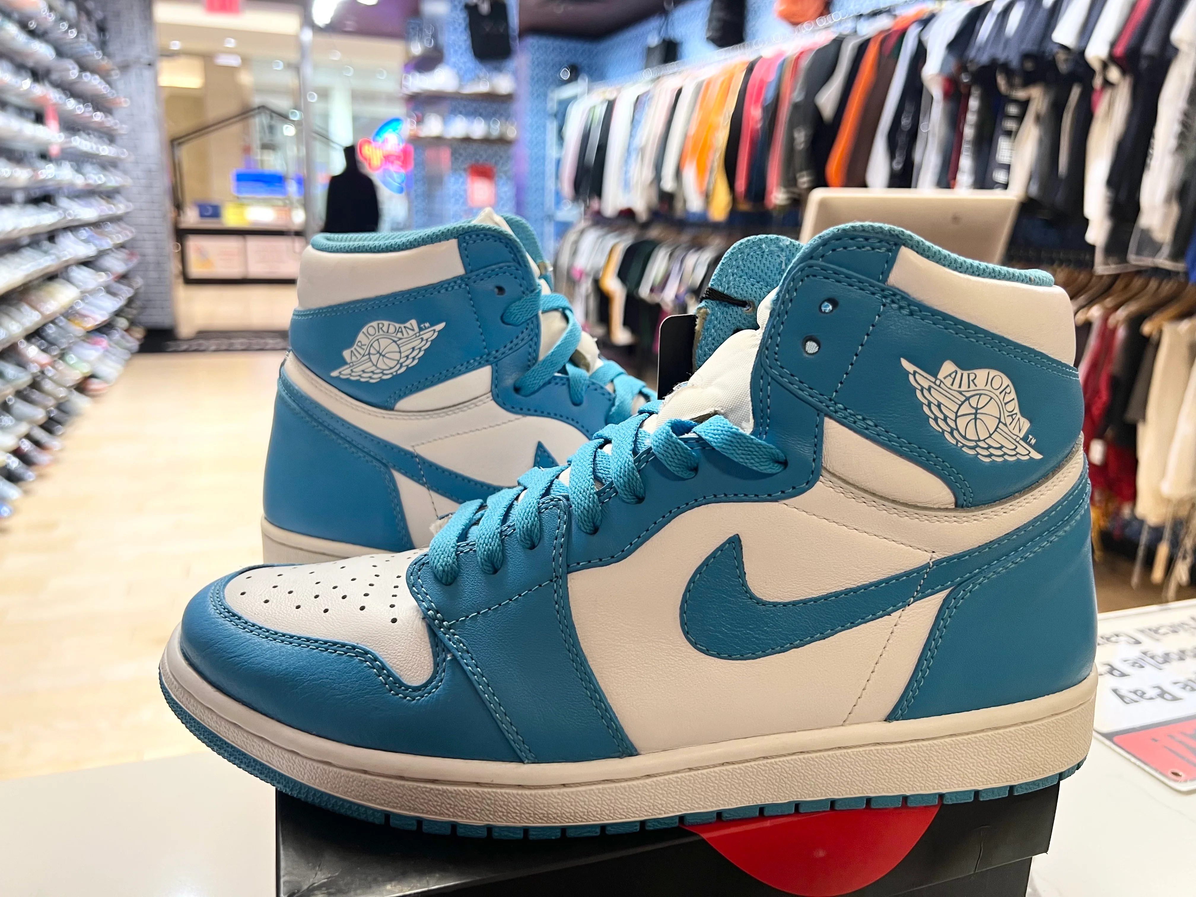PRE OWNED Jordan 1 High “UNC” - Image 2