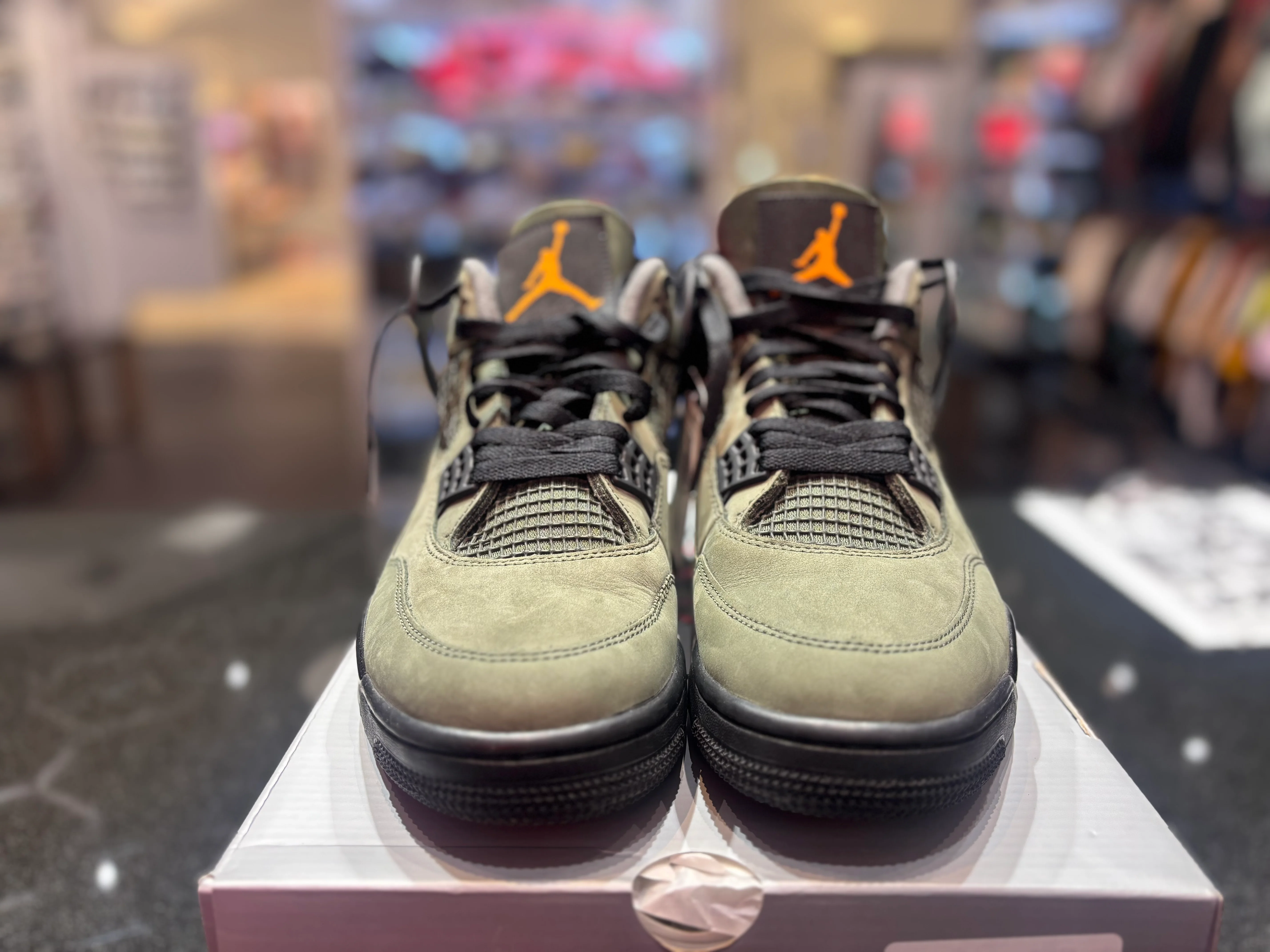 PRE OWNED Jordan 4 Retro OG SP Undefeated (2025) - Image 3
