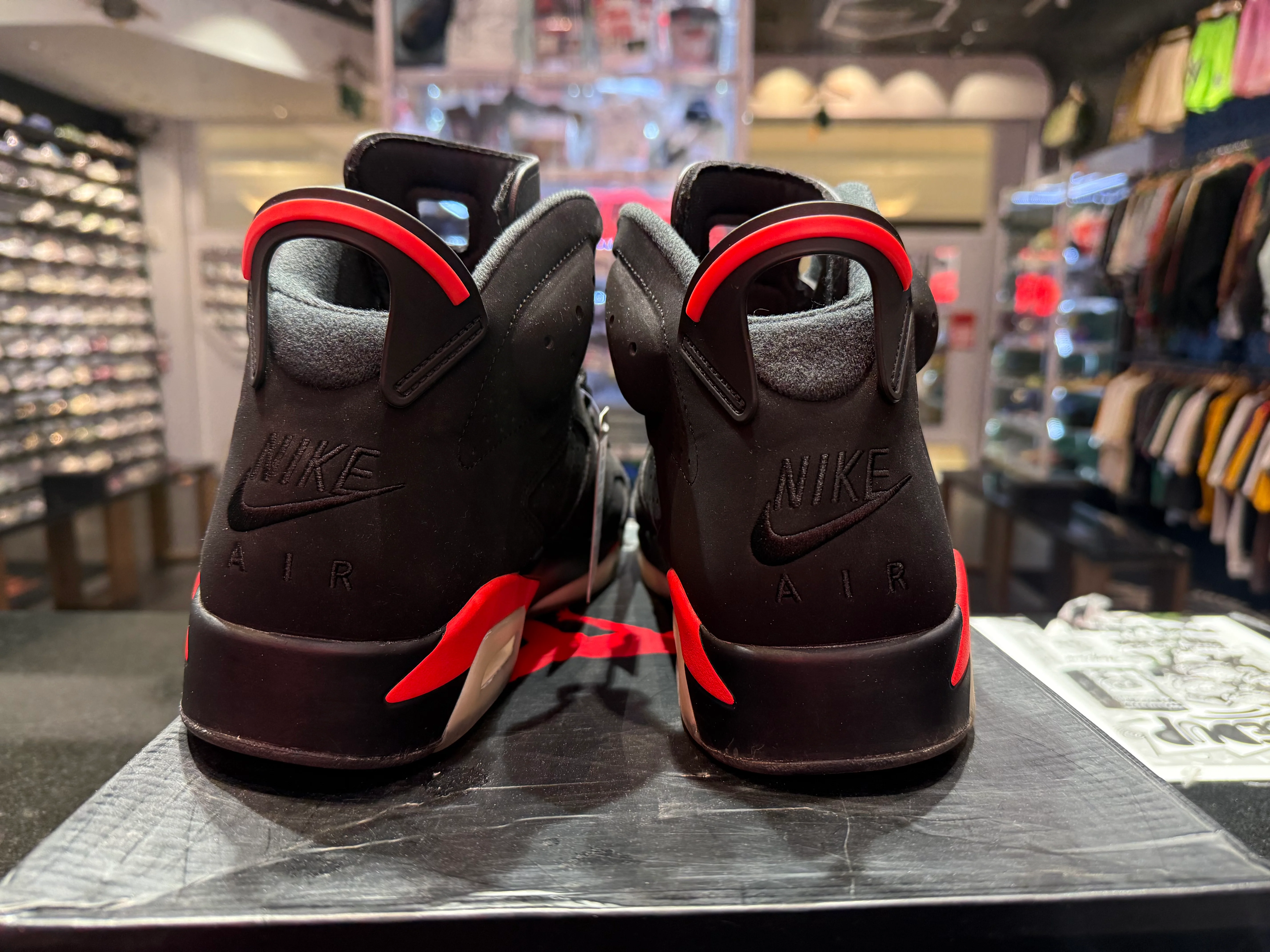 PRE OWNED Jordan 6 Retro Black Infrared (2019) - Image 4
